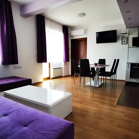 204 студенец Apartman *